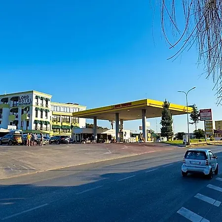 Ξενοδοχείο Lord Tirana 4*