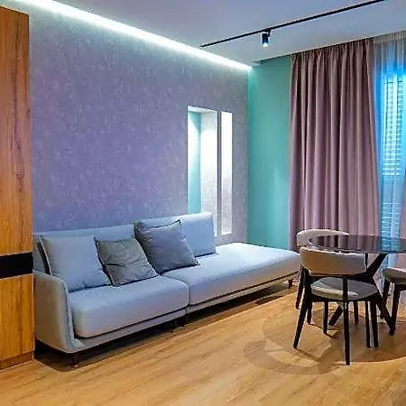Lord Tirana Ξενοδοχείο 4*