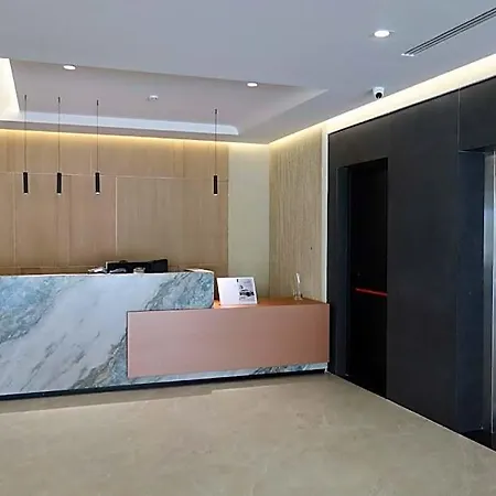 Hotel Lord Tirana 4*