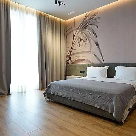 Lord Tirana Hotel